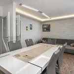 3 Bedroom In Crikvenica