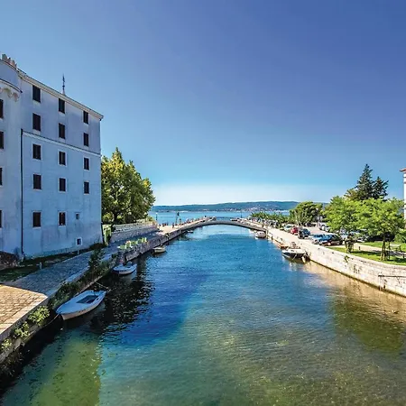 3 Bedroom Cozy In * Crikvenica