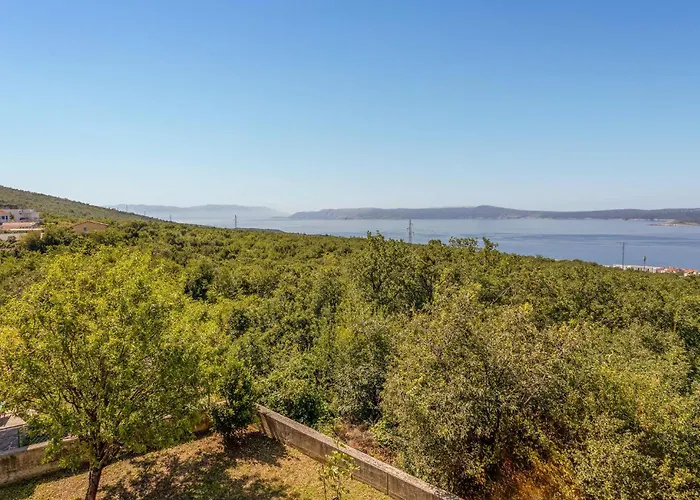 3 Bedroom Cozy In * Crikvenica