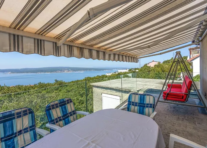 3 Bedroom Cozy In Crikvenica