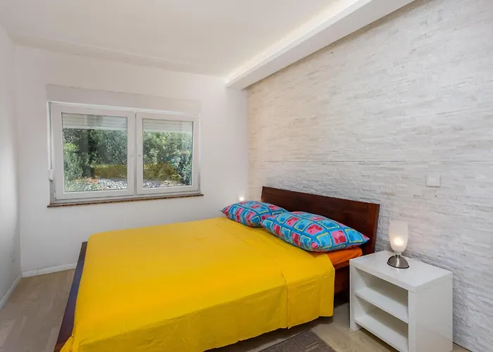 3 Bedroom Cozy In * Crikvenica