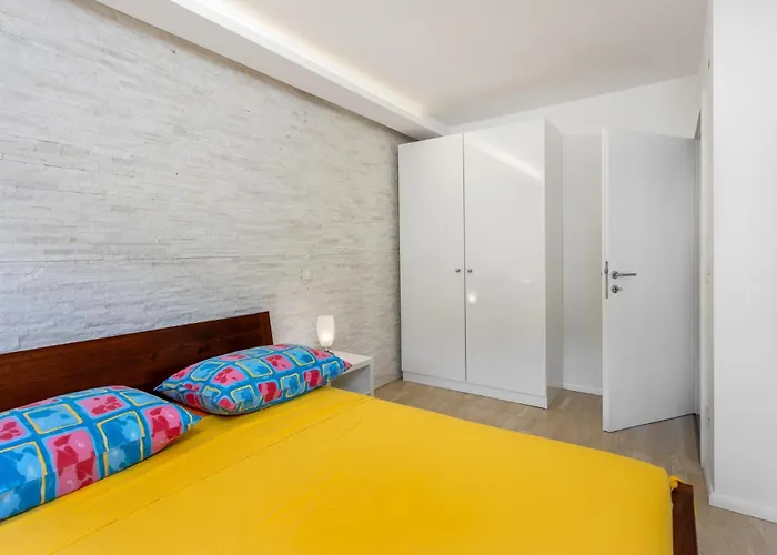 3 Bedroom Cozy In