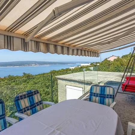 3 Bedroom Cozy In Crikvenica