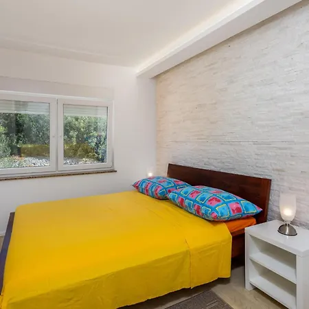 3 Bedroom Cozy In * Crikvenica